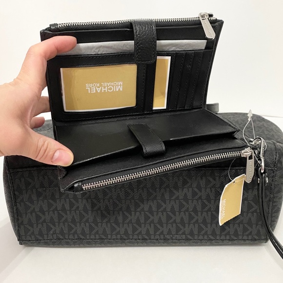 🆕☑️☑️Micheal Kors shoulder bag & wallet/PVC leather both items/tote bag set - Picture 7 of 9